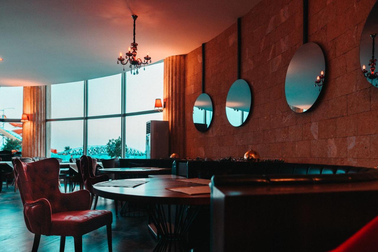 Edelweiss A Block Hotel Residence Trikomo エクステリア 写真