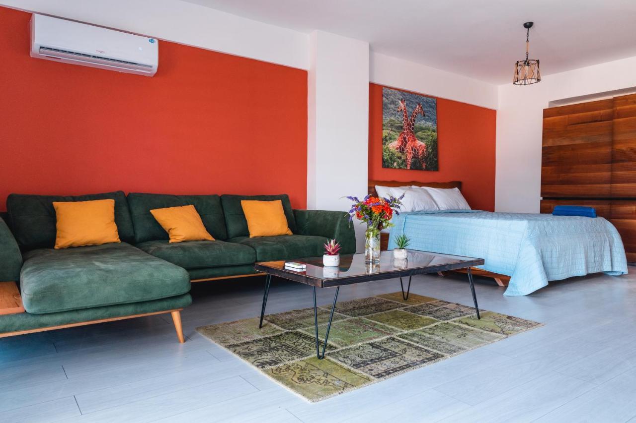 Edelweiss A Block Hotel Residence Trikomo エクステリア 写真
